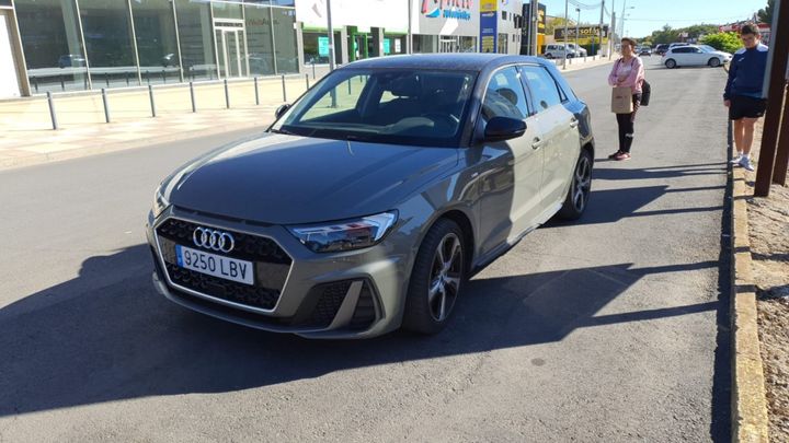 audi a1 2019 wauzzzgb4lr007314