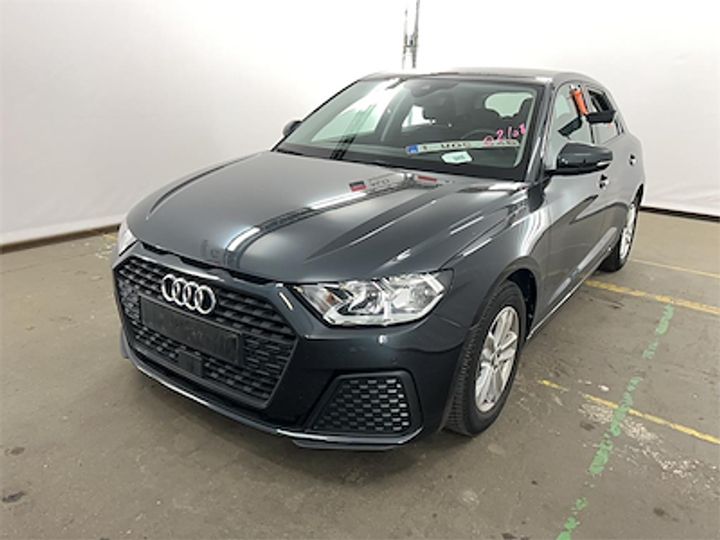 audi a1 2019 wauzzzgb8kr057731