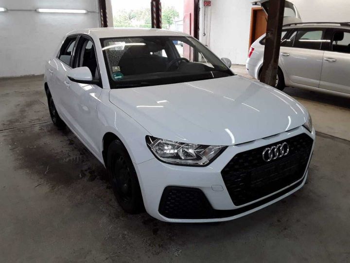 audi a1 sportback 2019 wauzzzgb8lr016906