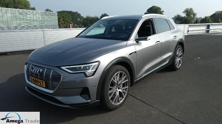 audi audi e-tron 2019 wauzzzge2kb007538