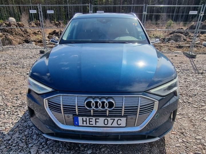 audi e-tron estate 2019 wauzzzge3kb010562