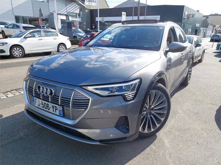 audi e-tron 2019 wauzzzge4kb018878