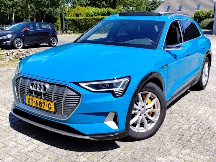 audi e-tron 2019 wauzzzge6kb005095