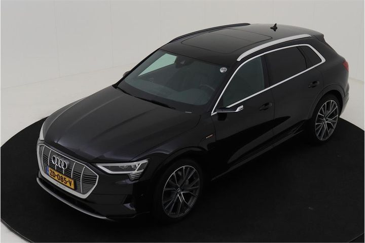 audi e-tron 2019 wauzzzgexkb007139