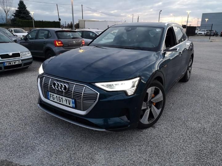 audi e-tron 2019 wauzzzgexkb013720