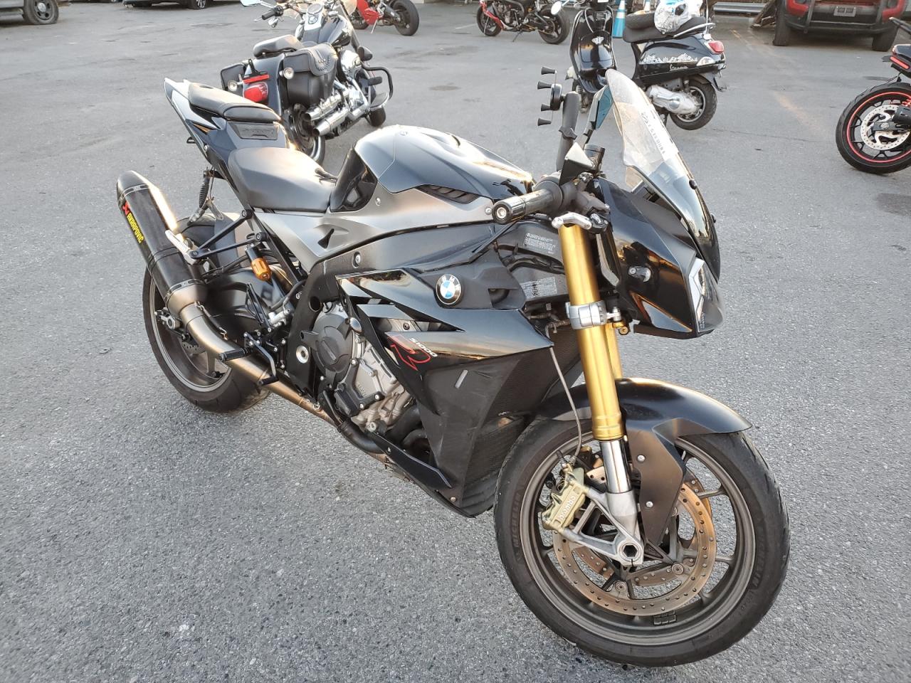 bmw  2015 wb10d1209fz696222