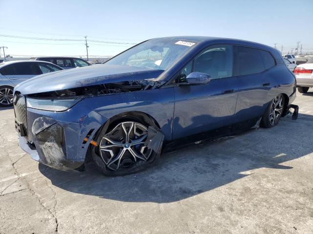 bmw ix xdrive5 2025 wb523cf09scs17195