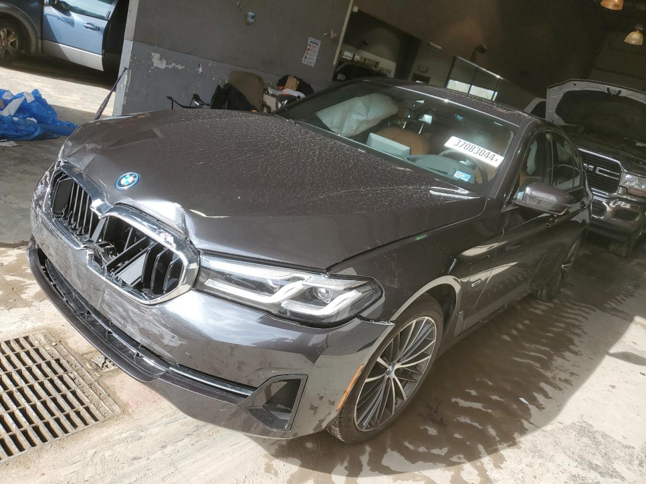 bmw 530e 2023 wba33ag06pcm30685