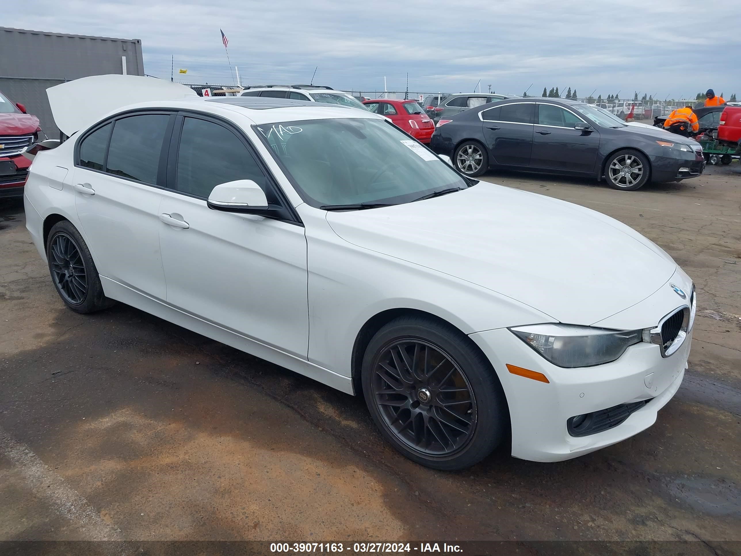 bmw 3er 2015 wba3b1g59fnt06895