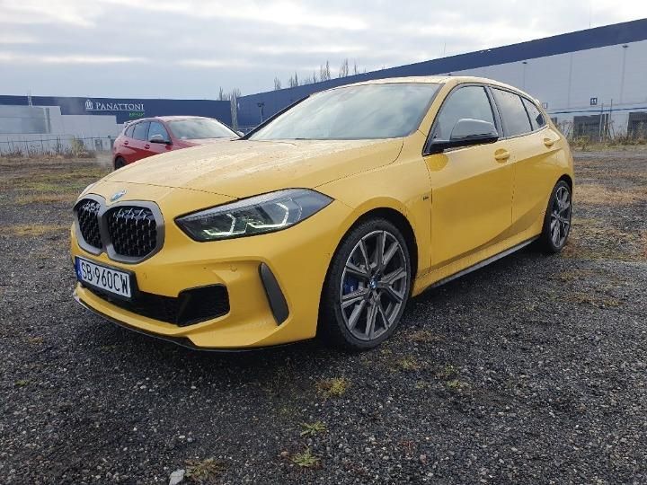 bmw 1 series hatchback 2021 wba7l110x07k06182