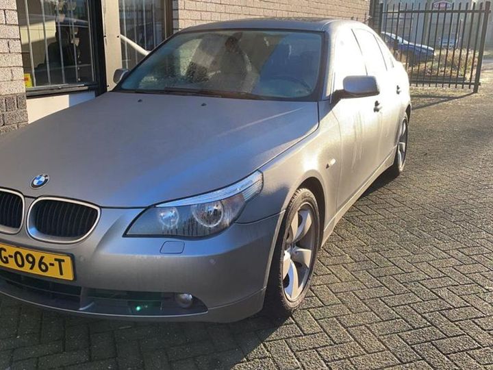 bmw 5-serie 2004 wbana51000b042958