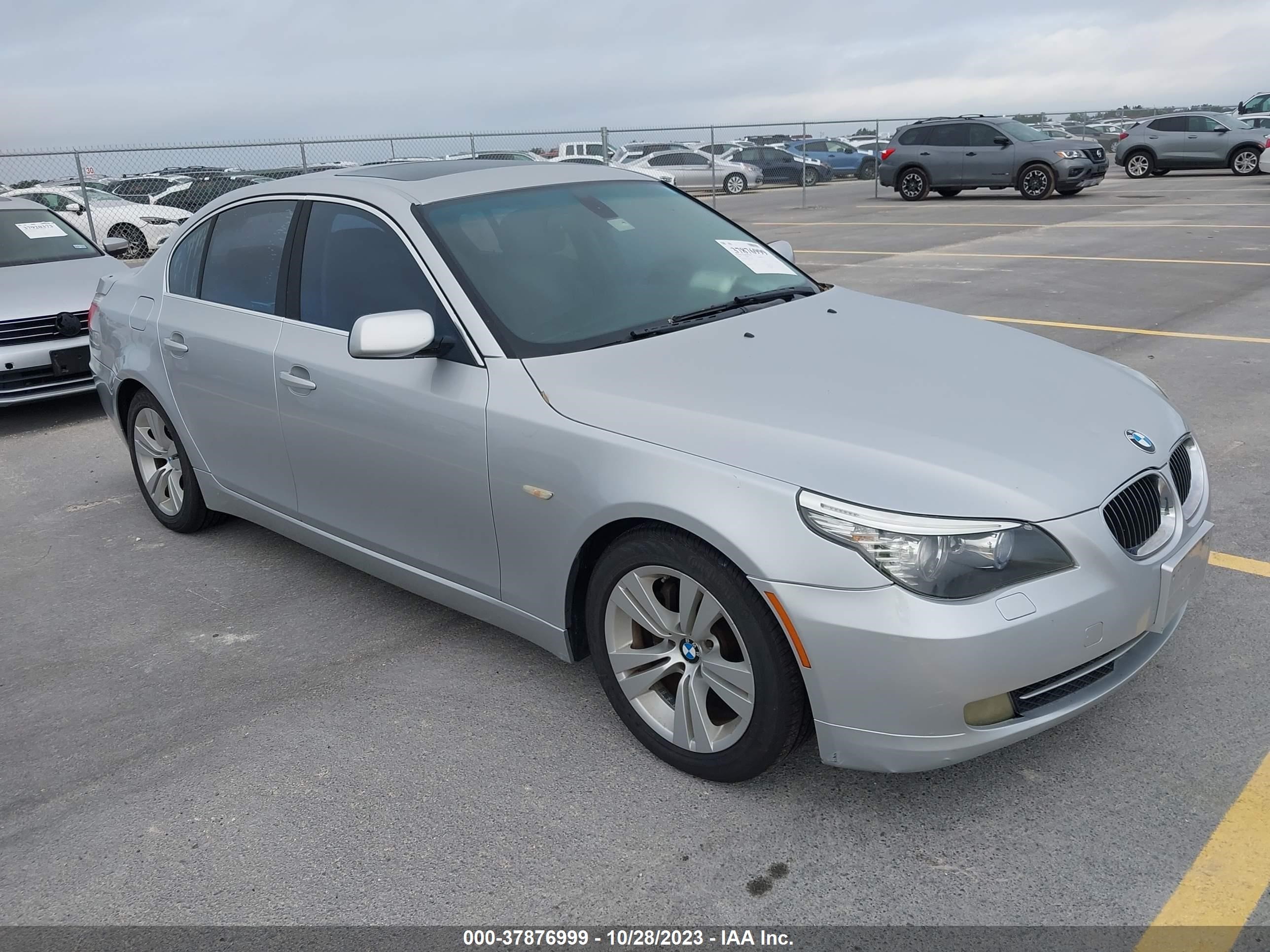 bmw 528 i 2009 wbanu53529c121460