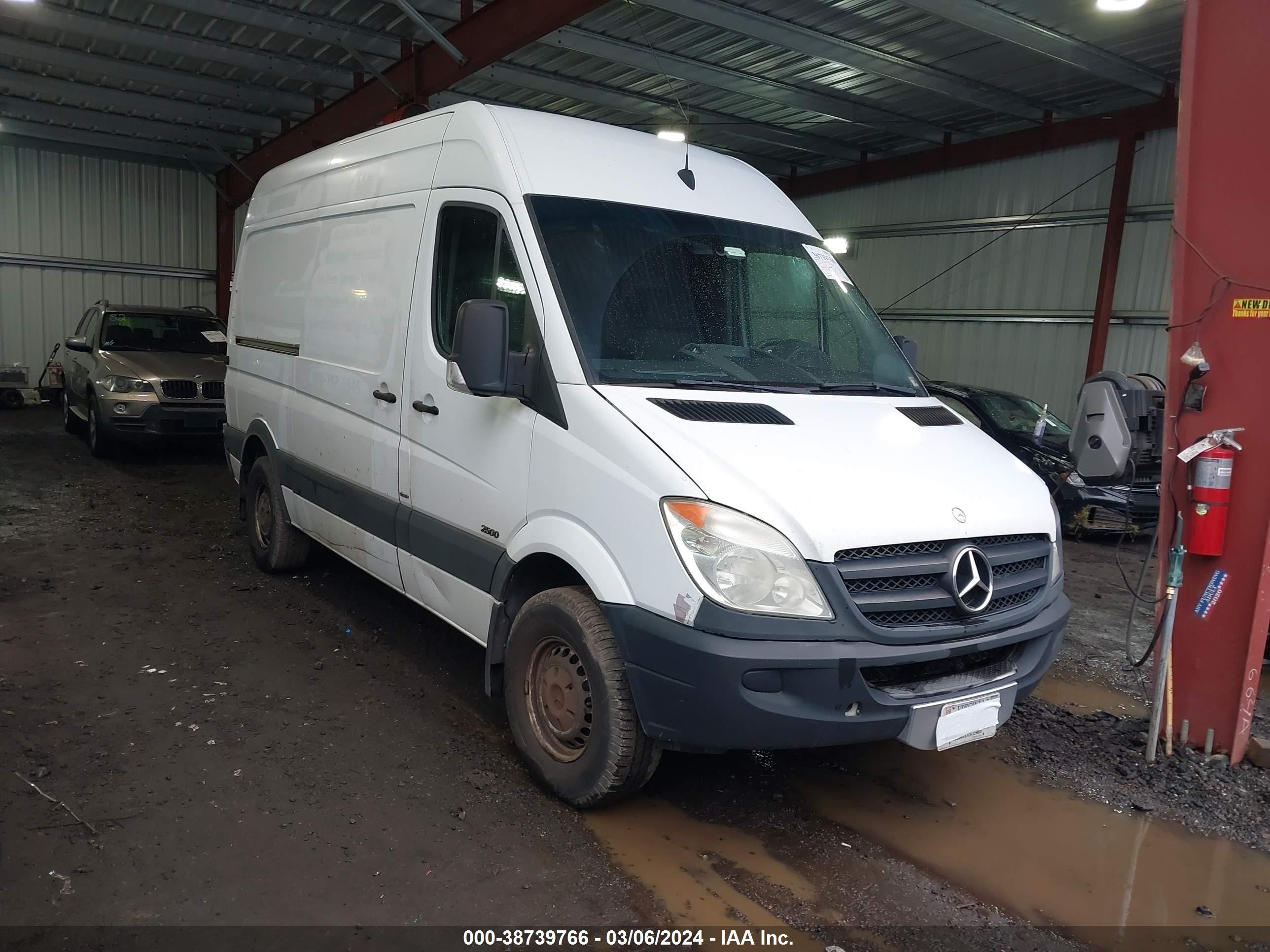 mercedes-benz  2011 wd3pe7cc0b5540866