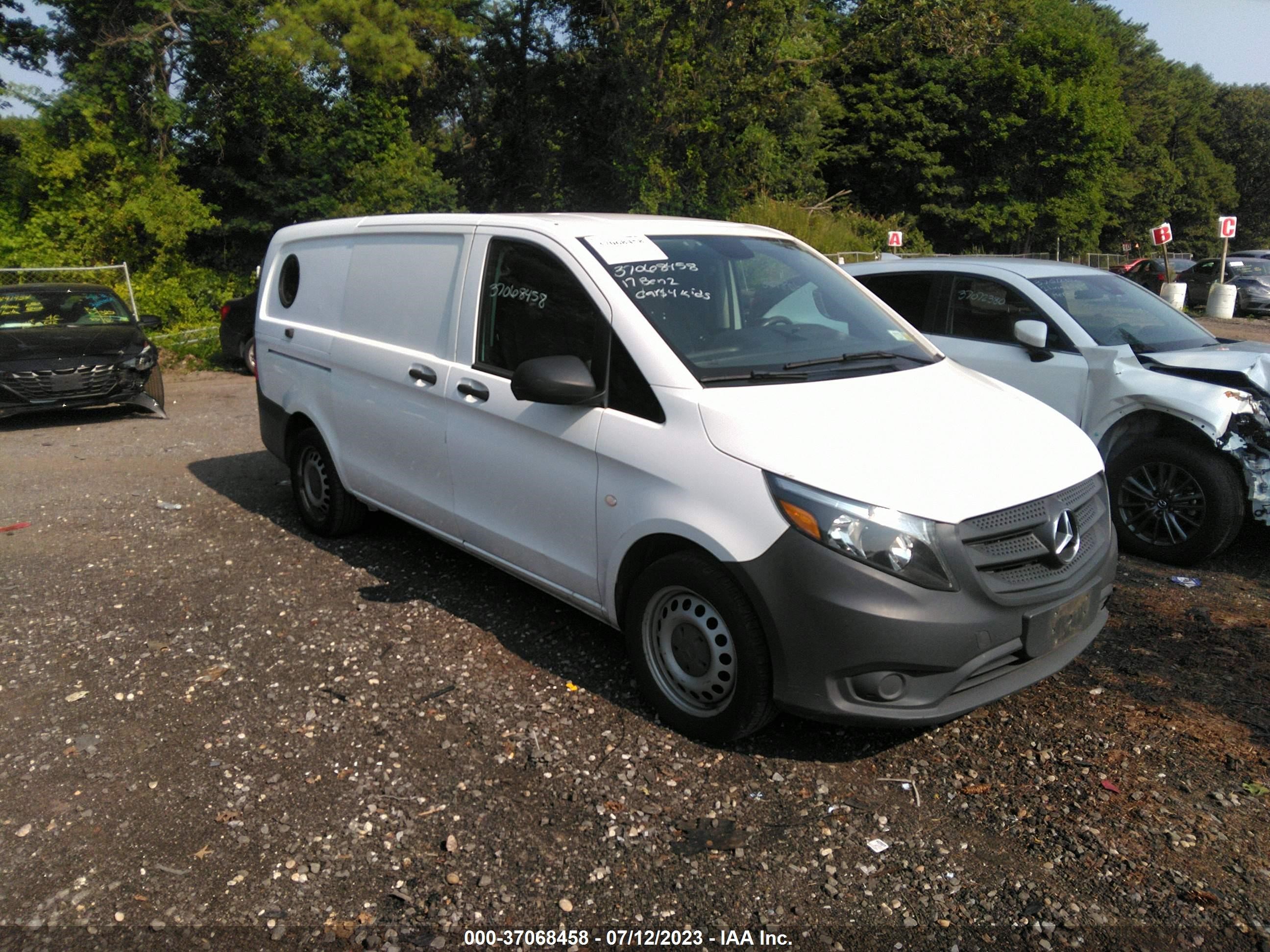 mercedes-benz  2017 wd3pg2ea8h3279418