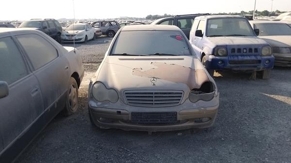 mercedes-benz c 200 2003 wdb2030421f360433