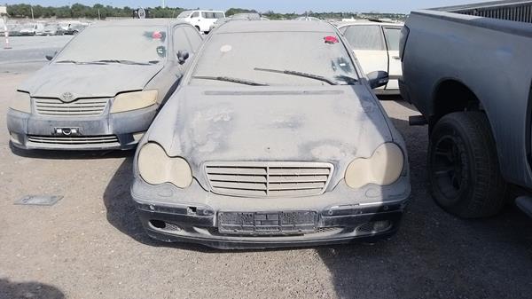 mercedes-benz c 240 2004 wdb2030611f502561