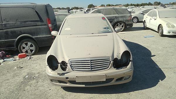 mercedes-benz e320 2002 wdb2110611a023387