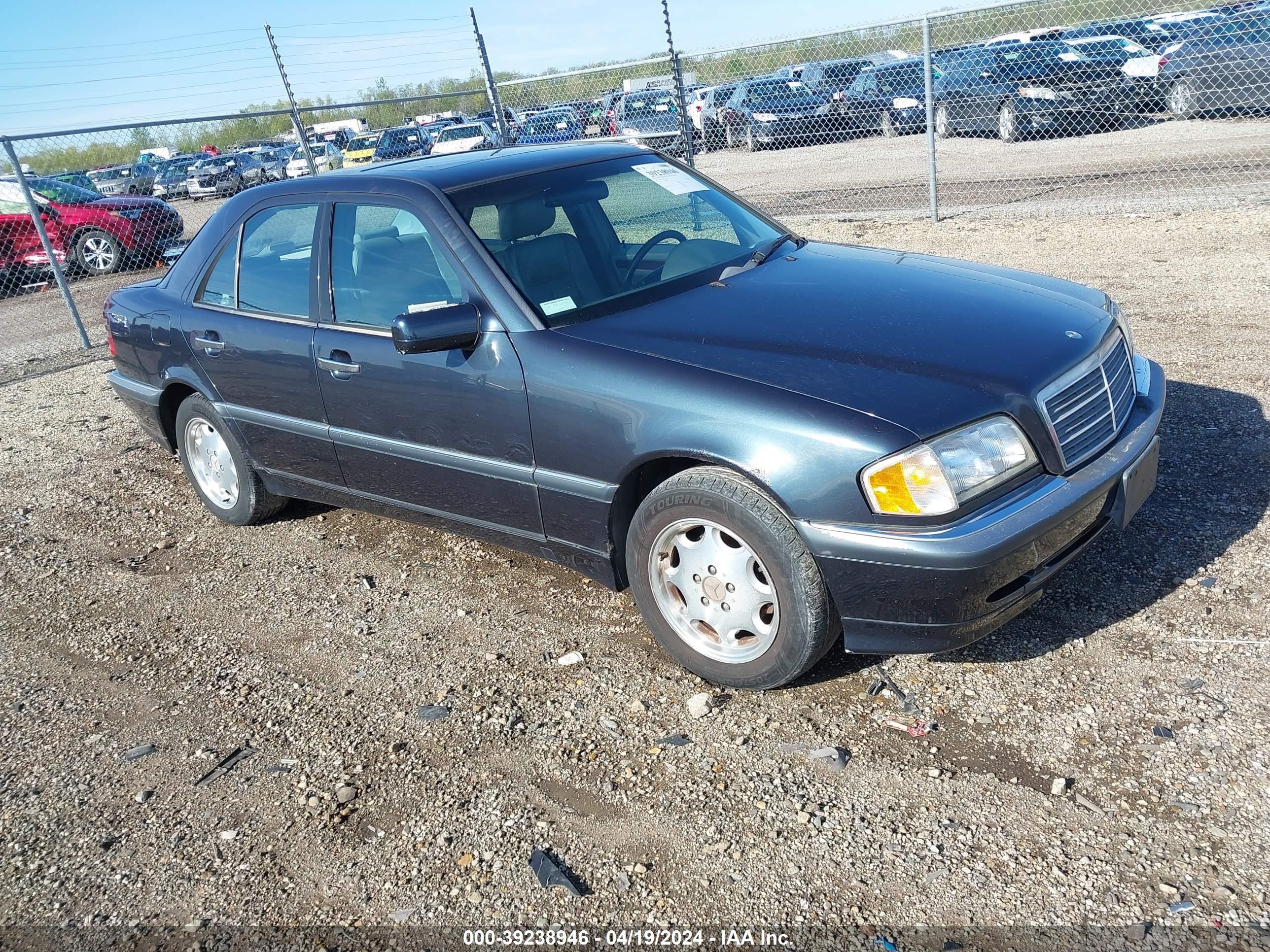 mercedes-benz  1998 wdbha23gxwa565653