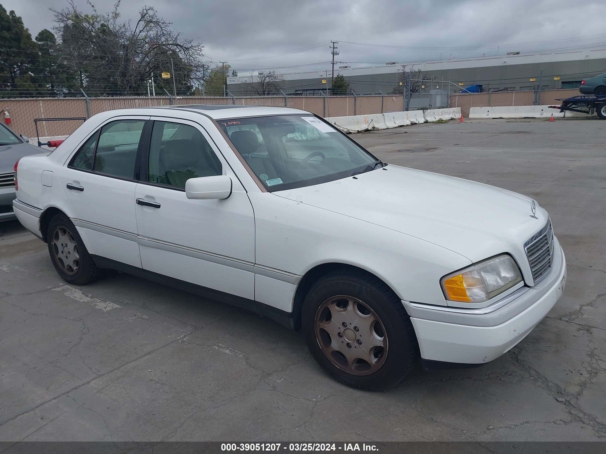 mercedes-benz  1997 wdbha28e1vf608298