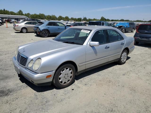 mercedes-benz e-class 1998 wdbjf65f5wa704053