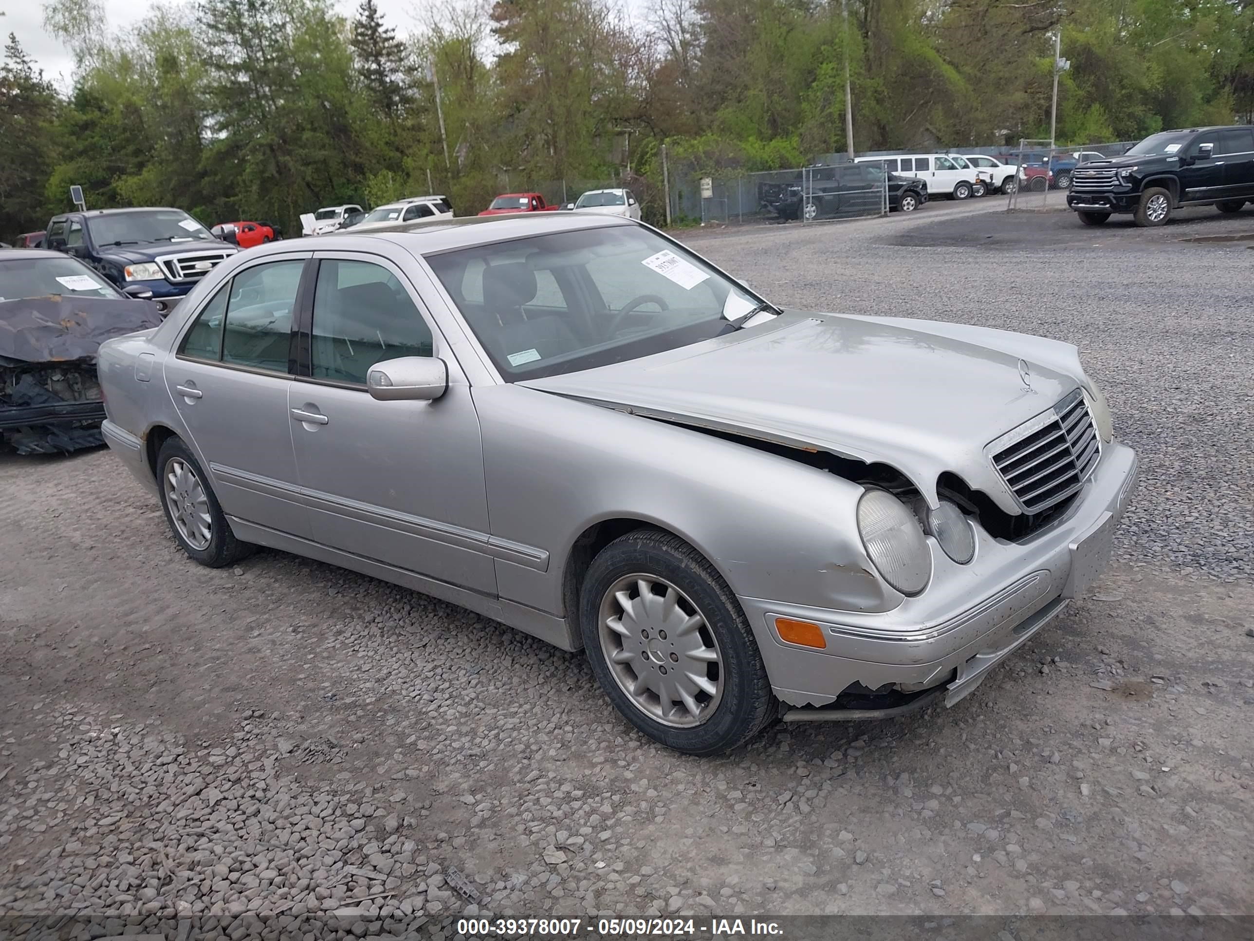 mercedes-benz  2001 wdbjf65j11b216449