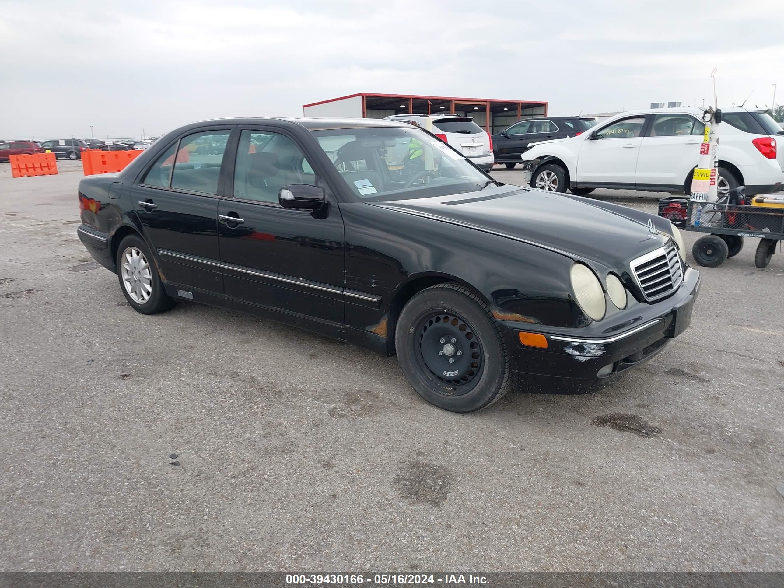 mercedes-benz  2001 wdbjf65j31b369933