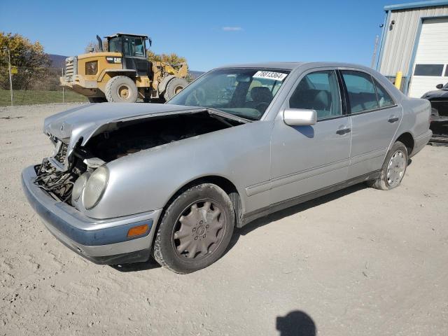 mercedes-benz e 320 4mat 1999 wdbjf82h3xx025477