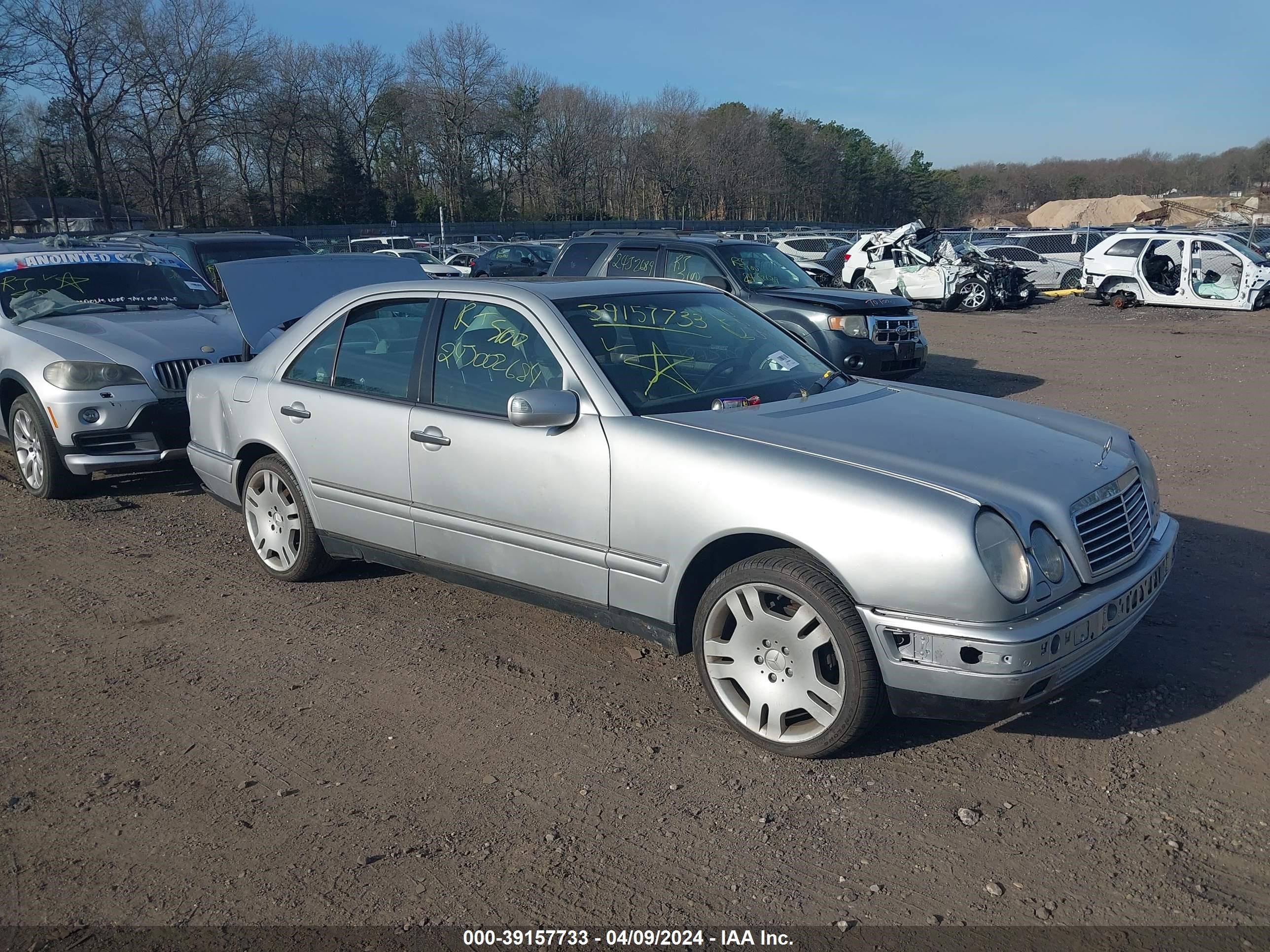 mercedes-benz  1999 wdbjf82h5xx025349