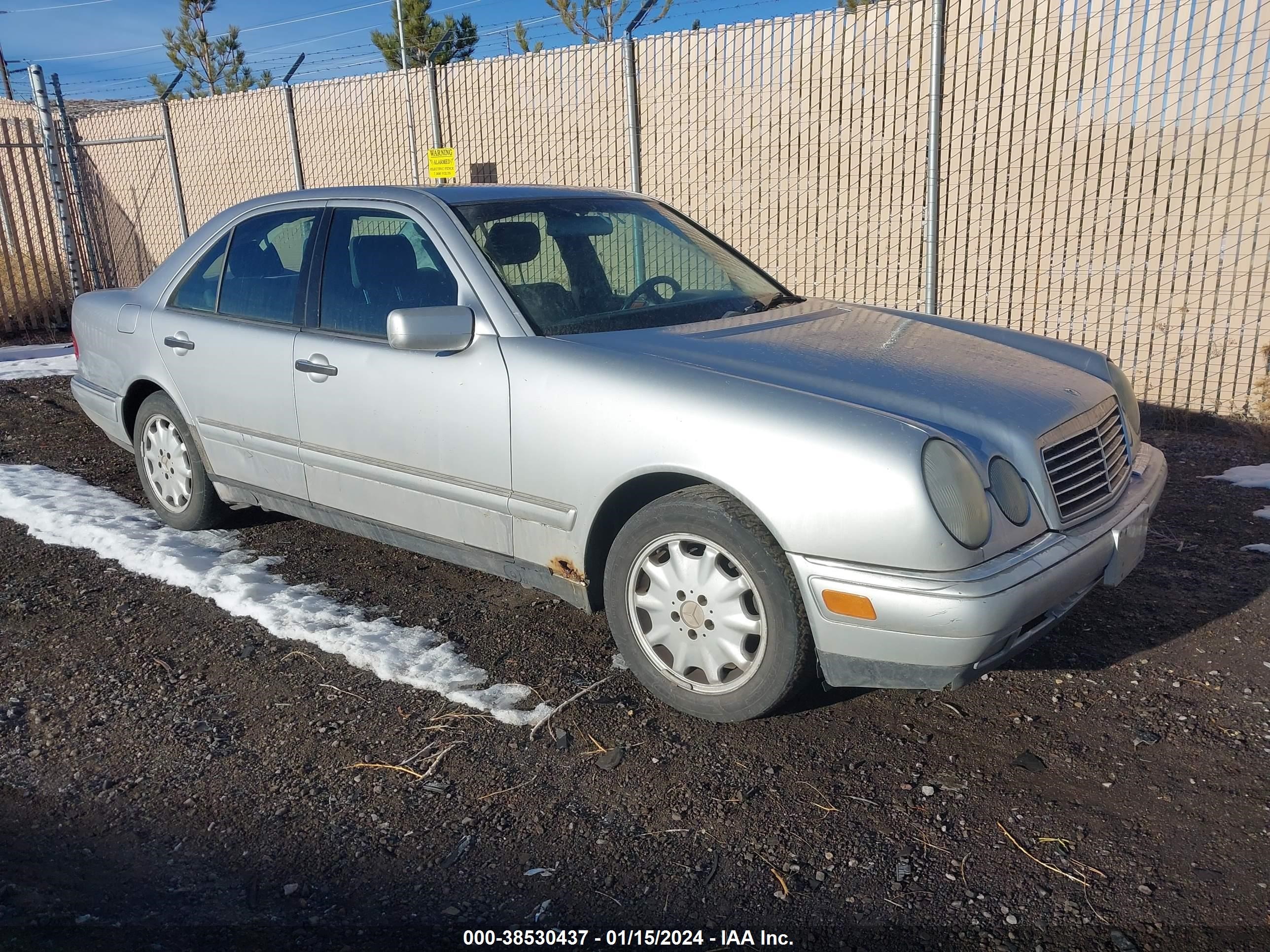 mercedes-benz e-klasse 1999 wdbjf82h7xx015647