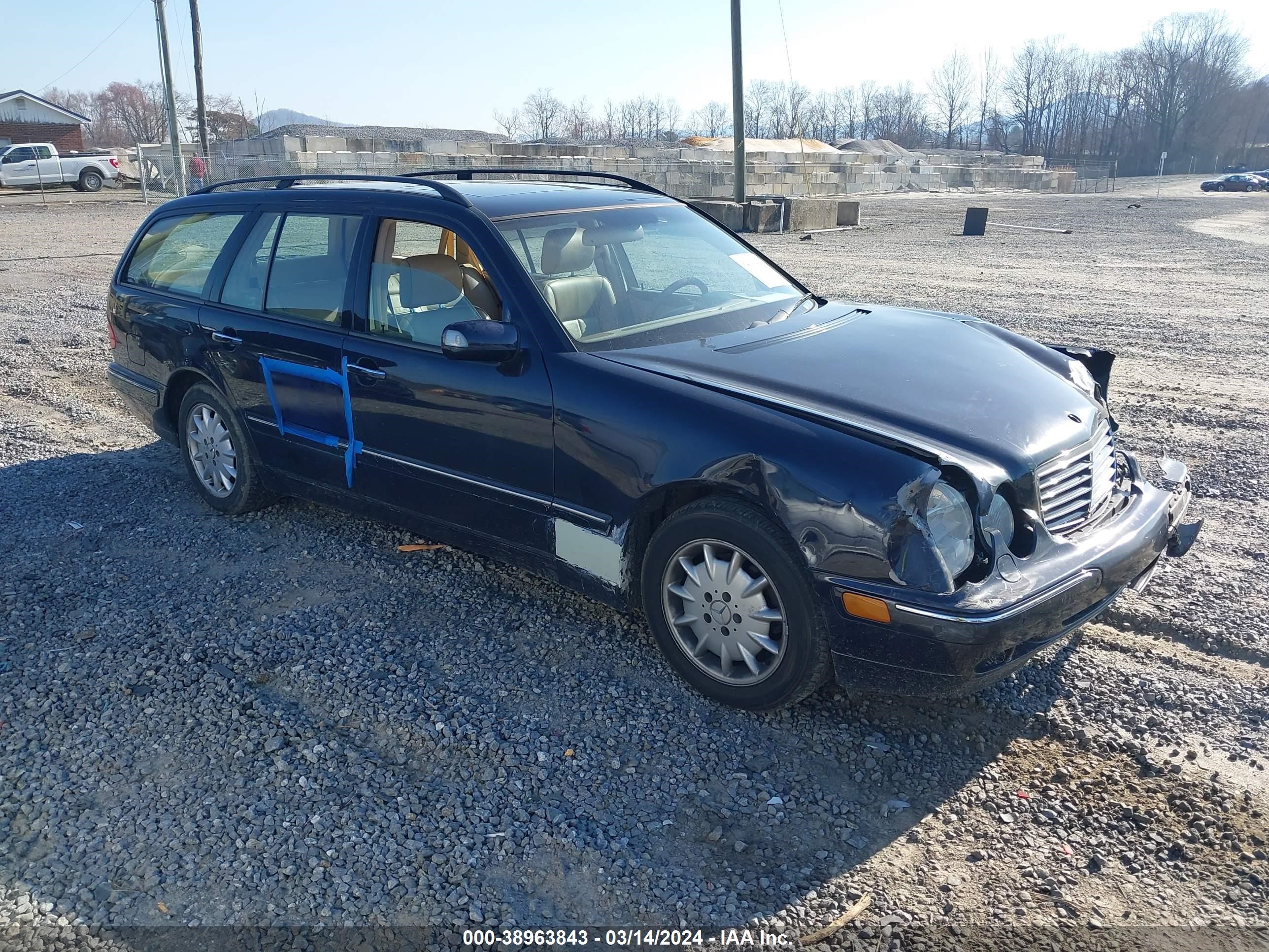 mercedes-benz  2002 wdbjh82j82x072882