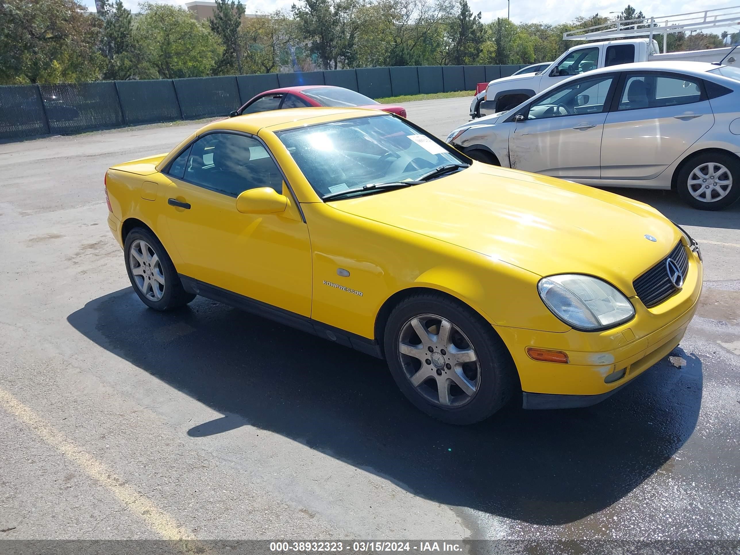 mercedes-benz  1998 wdbkk47f9wf014035