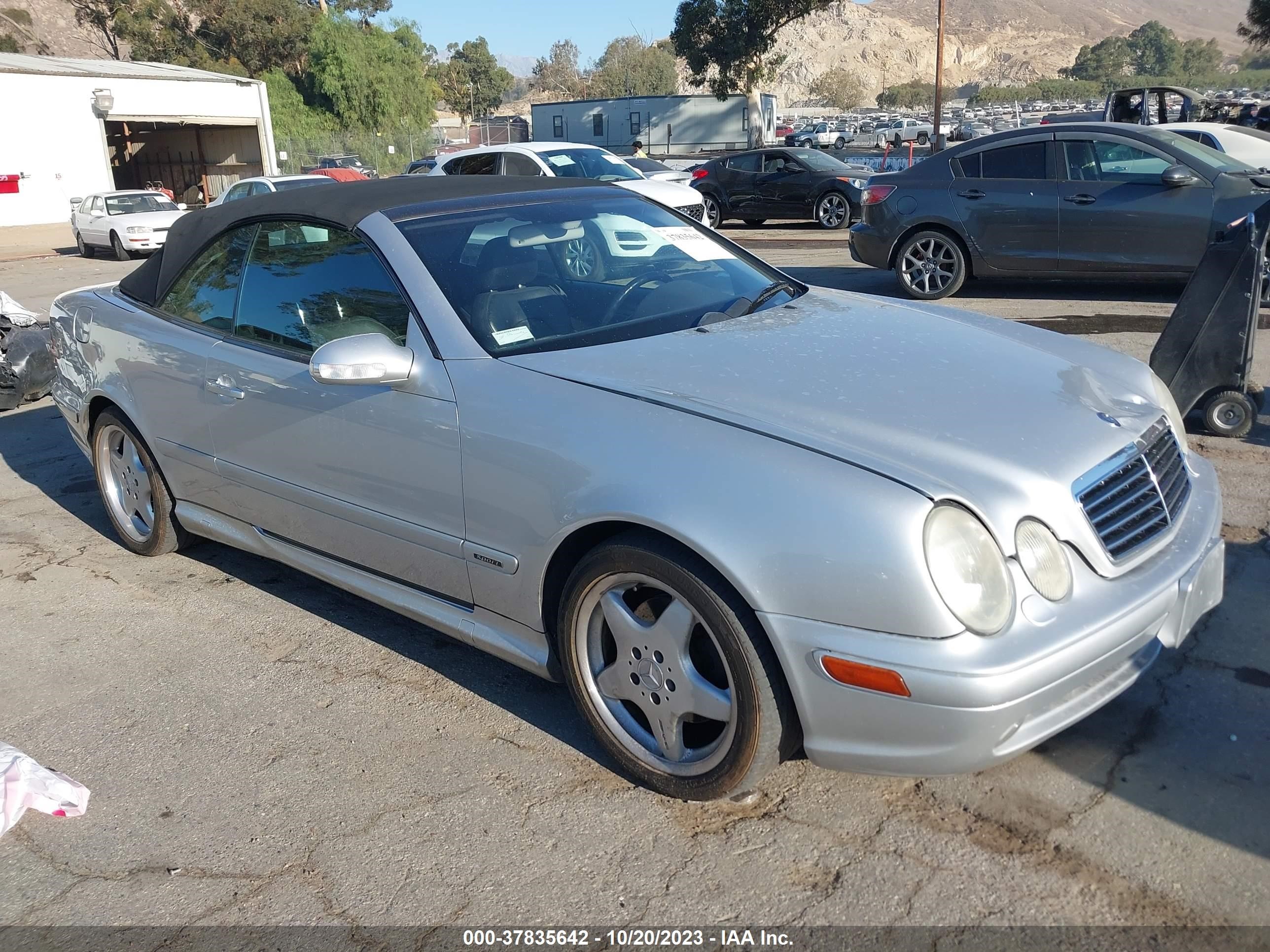 mercedes-benz clk-klasse 2003 wdblk65g53t142054