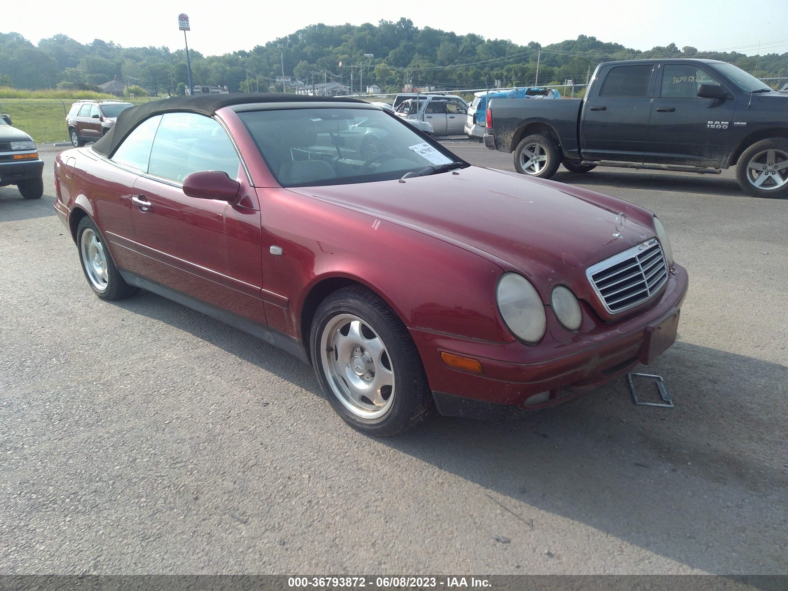 mercedes-benz clk-klasse 1999 wdblk65g7xt026022