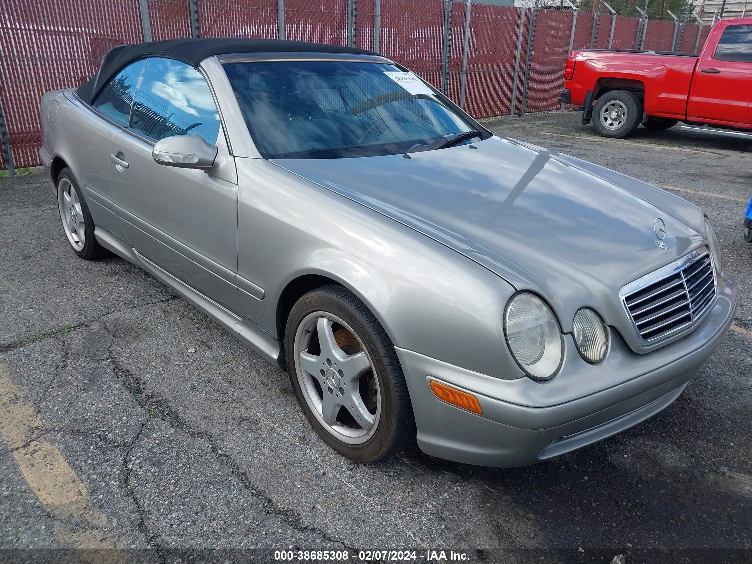 mercedes-benz clk-klasse 2003 wdblk70g33t136220