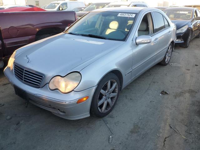 mercedes-benz c-class 2004 wdbrf40j74f457699