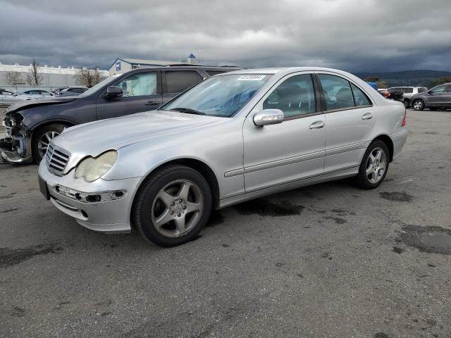 mercedes-benz c-class 2001 wdbrf61j11f037653