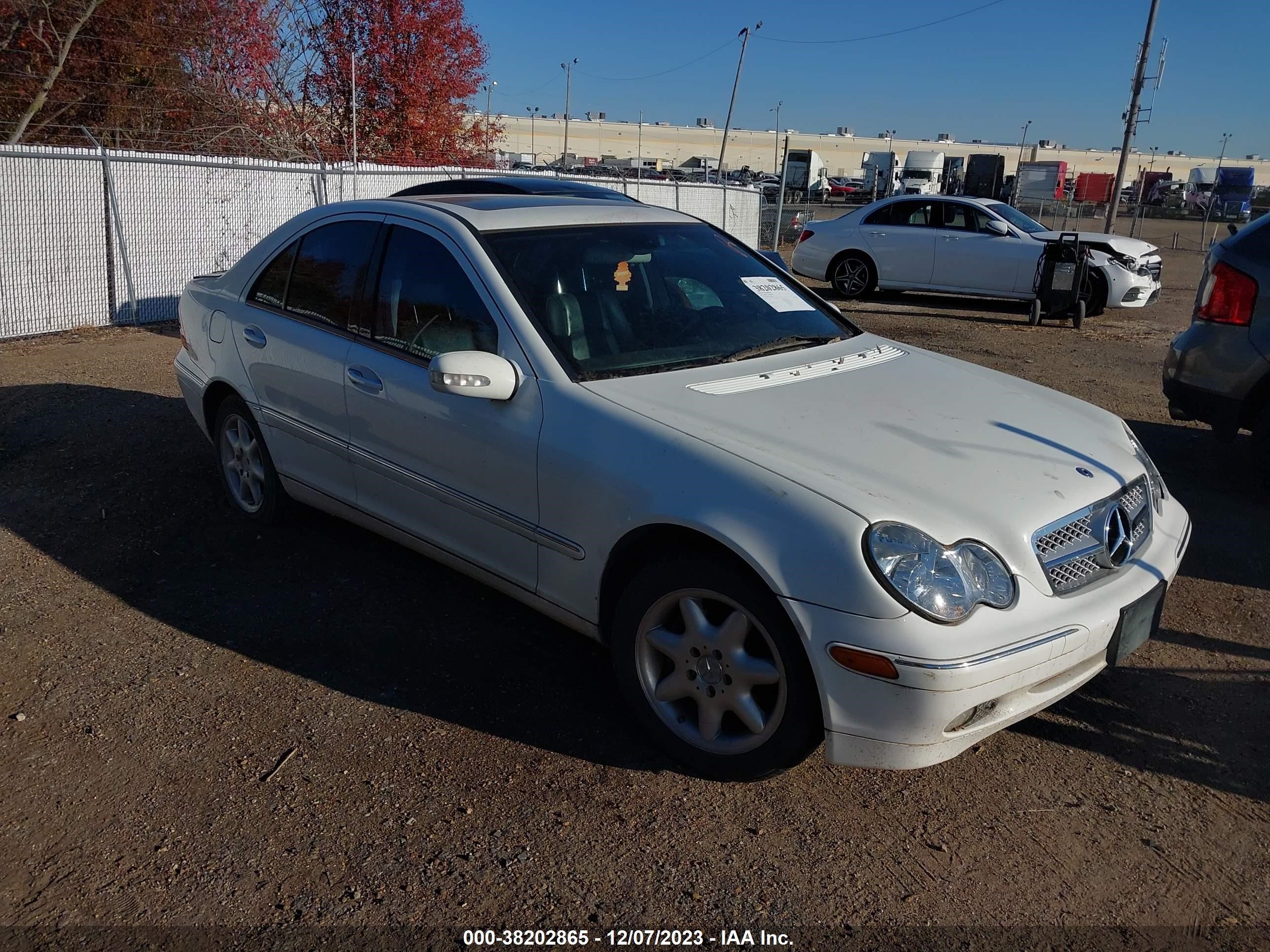 mercedes-benz c-klasse 2002 wdbrf61j92f258547