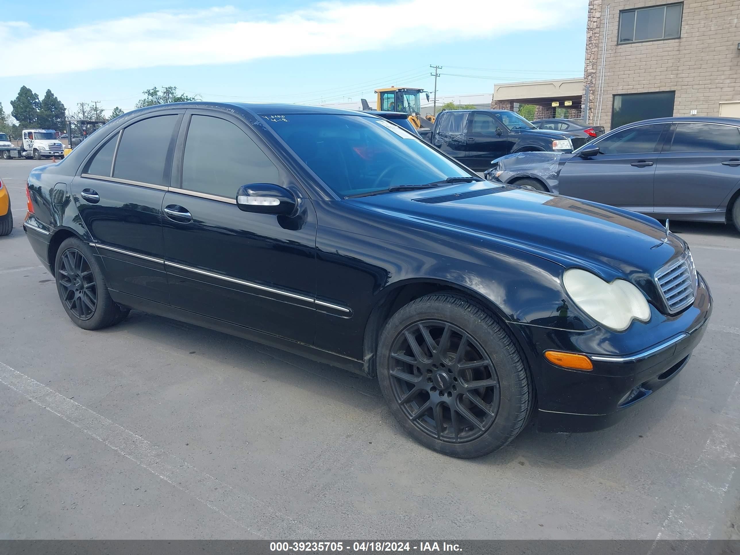 mercedes-benz  2004 wdbrf61j94e018228