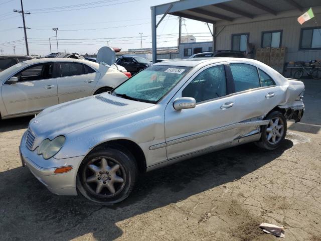 mercedes-benz c-class 2002 wdbrf61jx2f218221