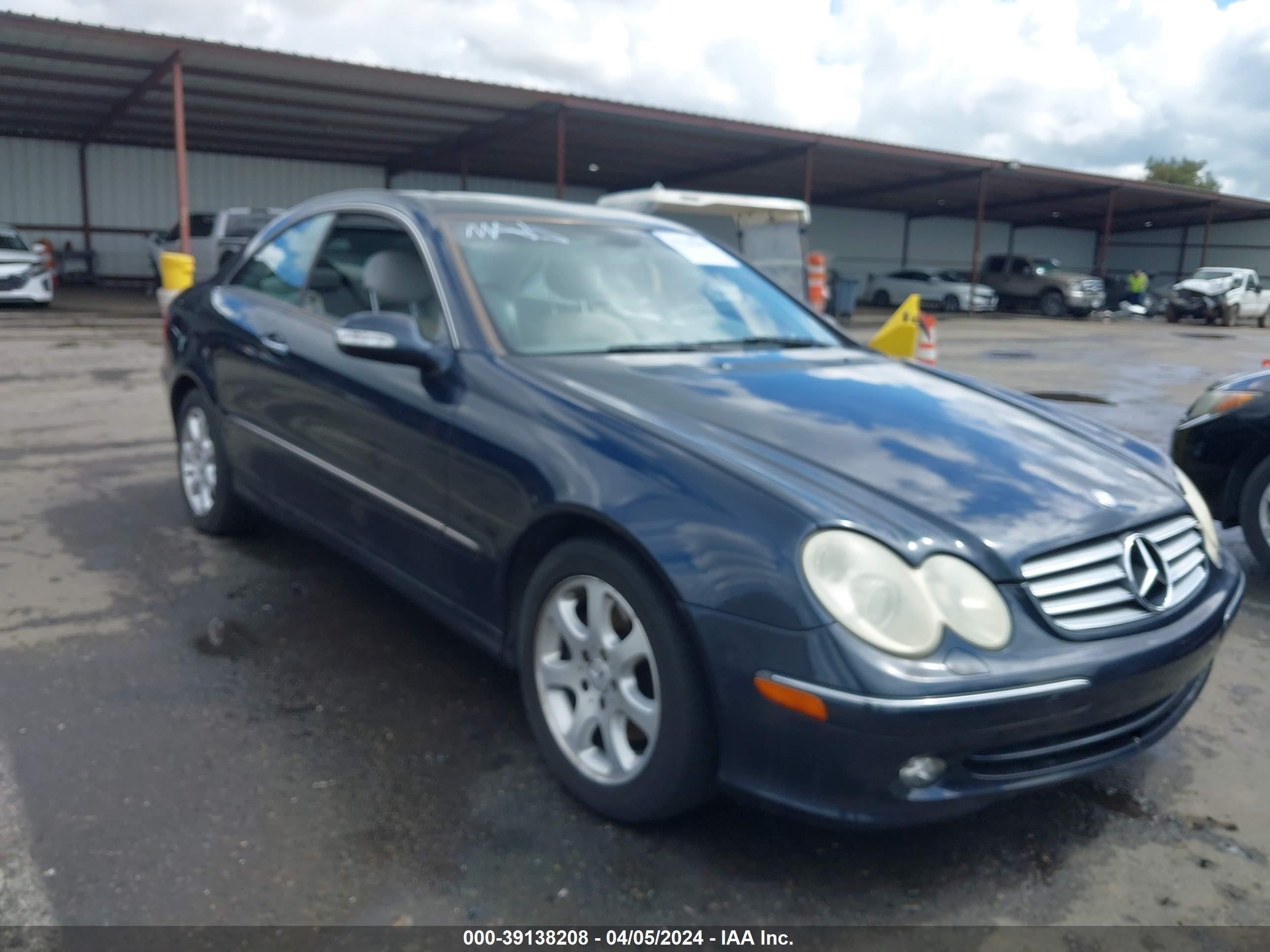 mercedes-benz clk-klasse 2004 wdbtj65j34f084573