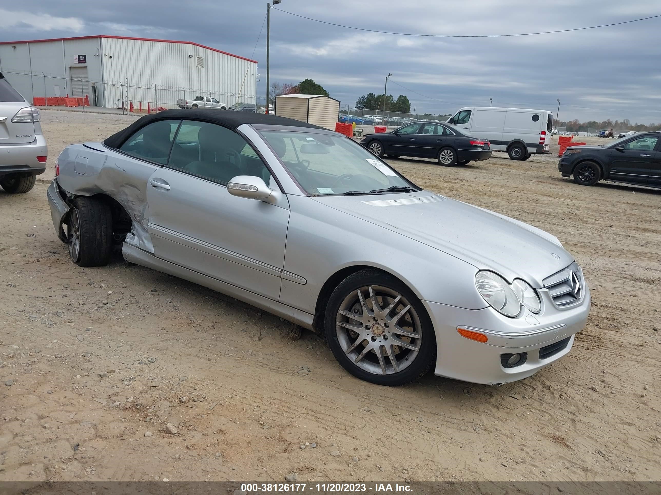 mercedes-benz clk-klasse 2008 wdbtk56g78t097828