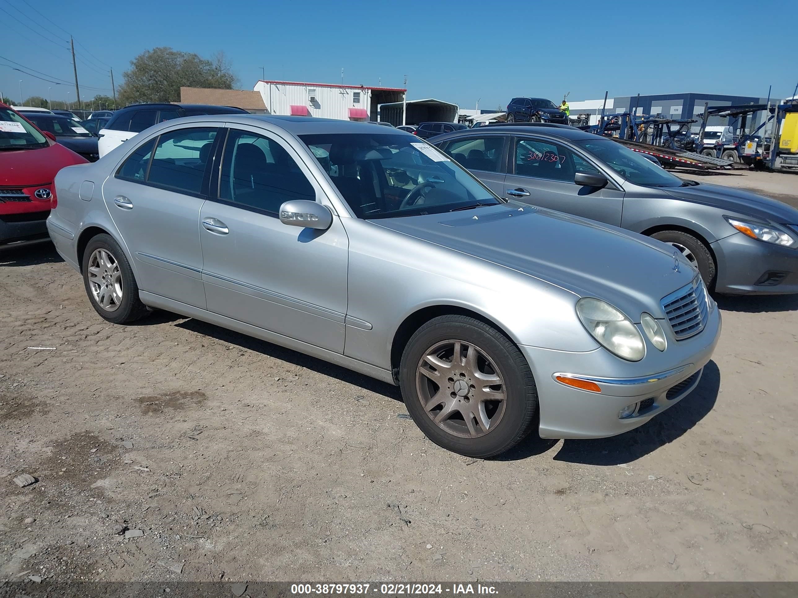 mercedes-benz  2005 wdbuf65j45a622279