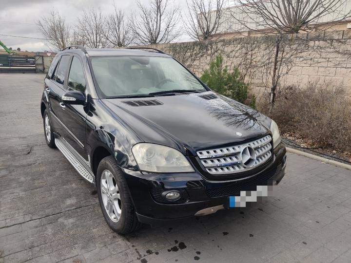 mercedes-benz ml 4x4 (four wheel drive). 2006 wdc1641201a075714