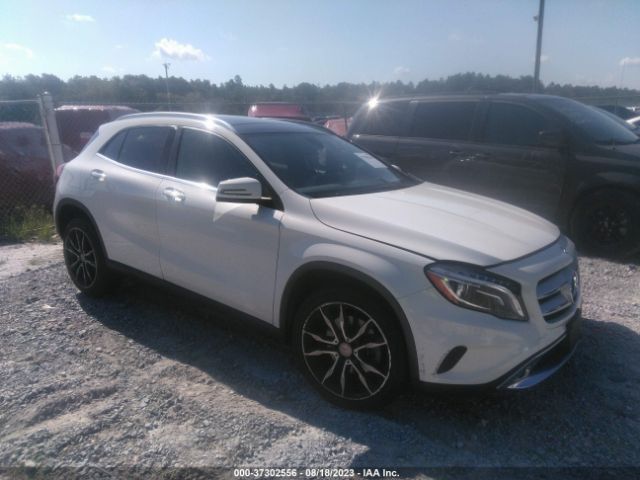 mercedes-benz  2017 wdctg4eb0hj358712