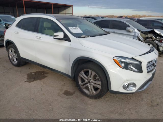 mercedes-benz  2019 wdctg4eb0kj614273