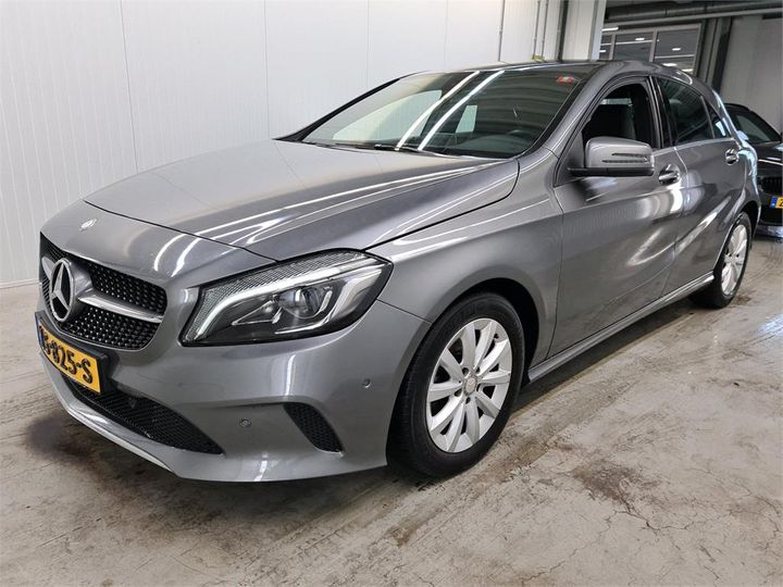 mercedes-benz a180 2016 wdd1760121j561215