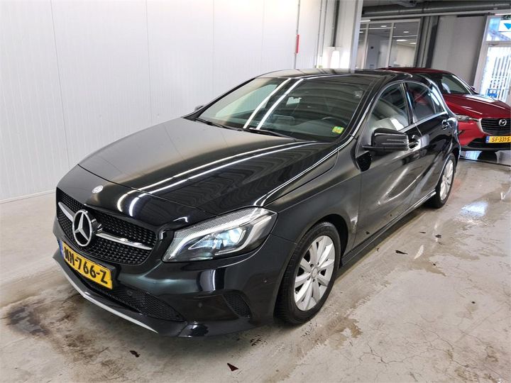 mercedes-benz a180 2017 wdd1760121j581806