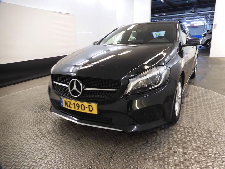 mercedes-benz a-klasse 2017 wdd1760121j627988