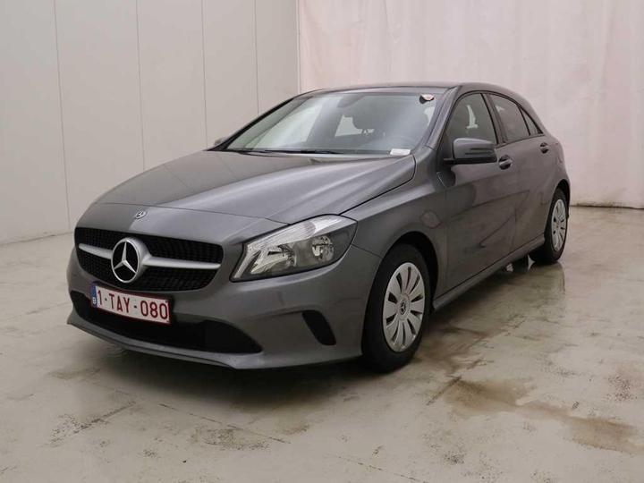 mercedes-benz a-klasse 2017 wdd1760121j664000