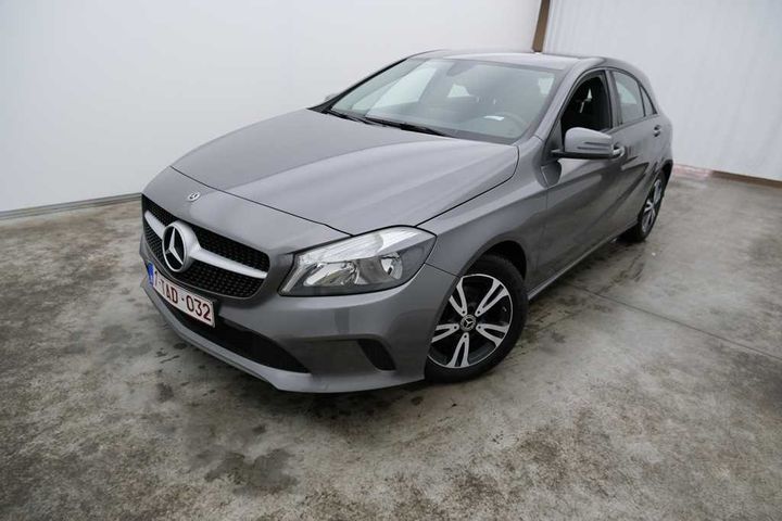 mercedes-benz a-klasse fl&#3915 2017 wdd1760121j677232